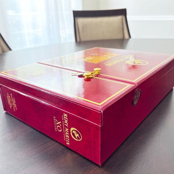 Remy Martin XO Special Champagne Cognac 750ML Empty Bottle w/Gift Box +2 Glasses - Picture 11 of 12